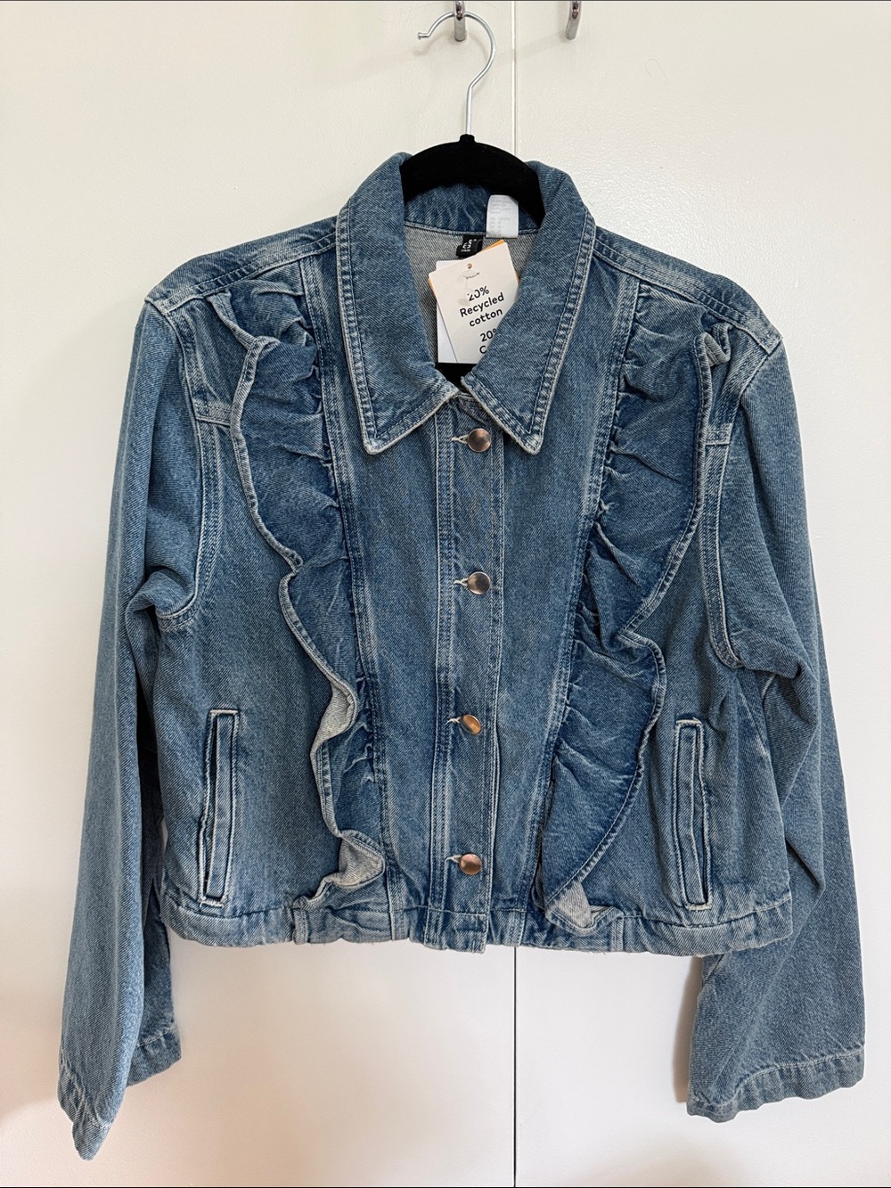 NWT! H&M Blue Denim Ruffle Jacket, size M!